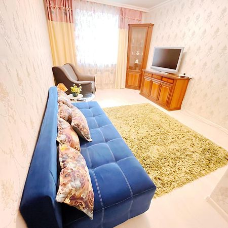 Go To Mercury Apartment Астана Екстериор снимка